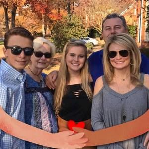 Meet your Posher, Faye